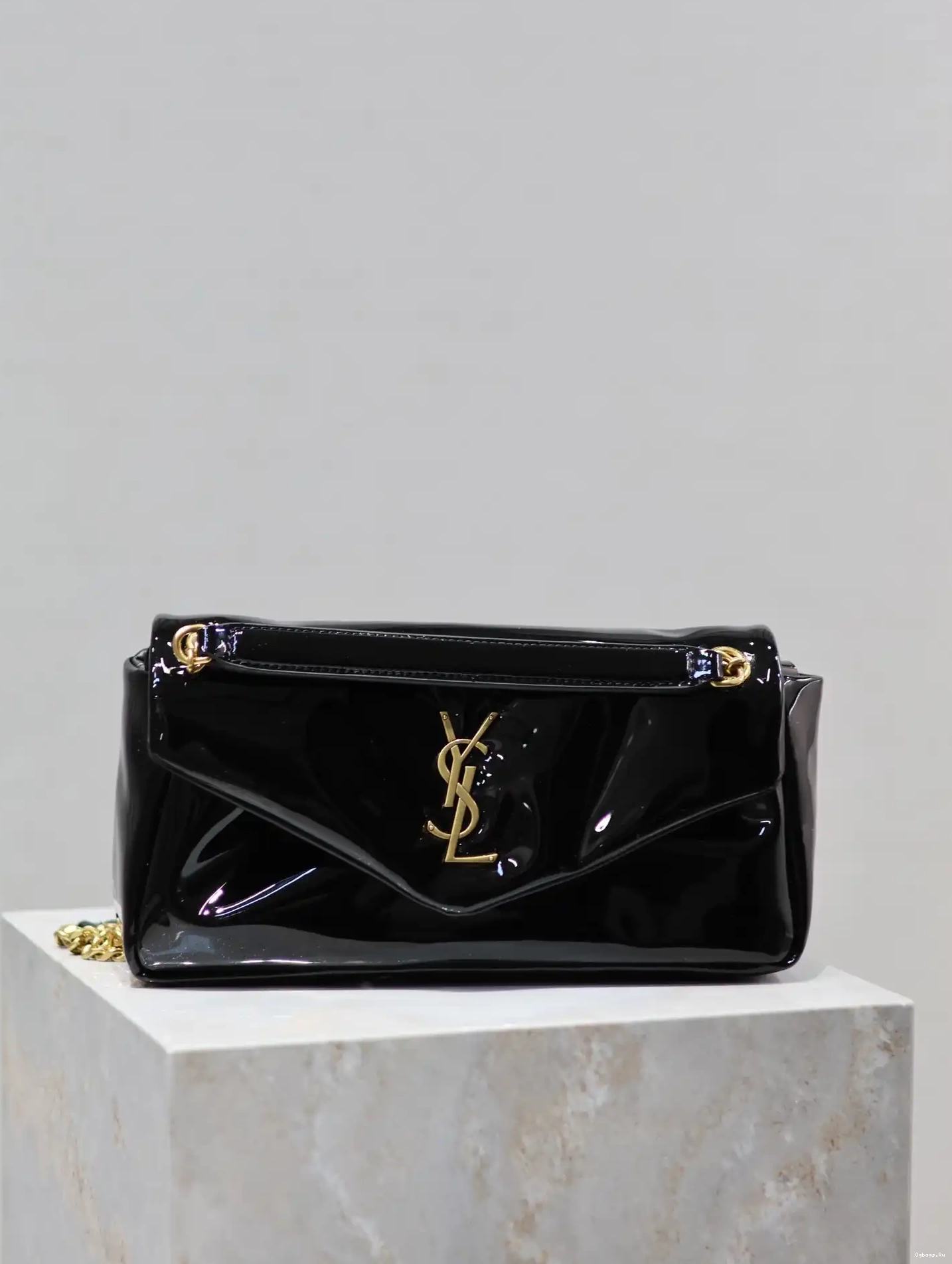 PLUNGED CALYPSO YSL IN LAMBSKIN 0624